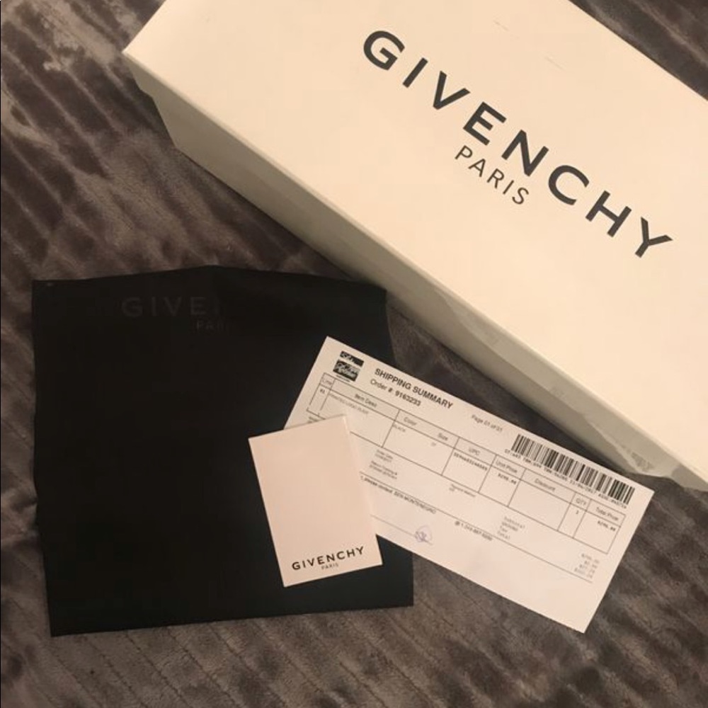 GIVENCHY SLIDES AUTHENTIC